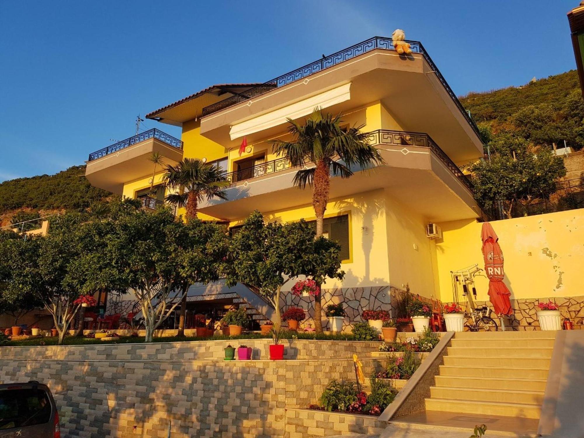 Villa Meminaj Vlore Exterior photo