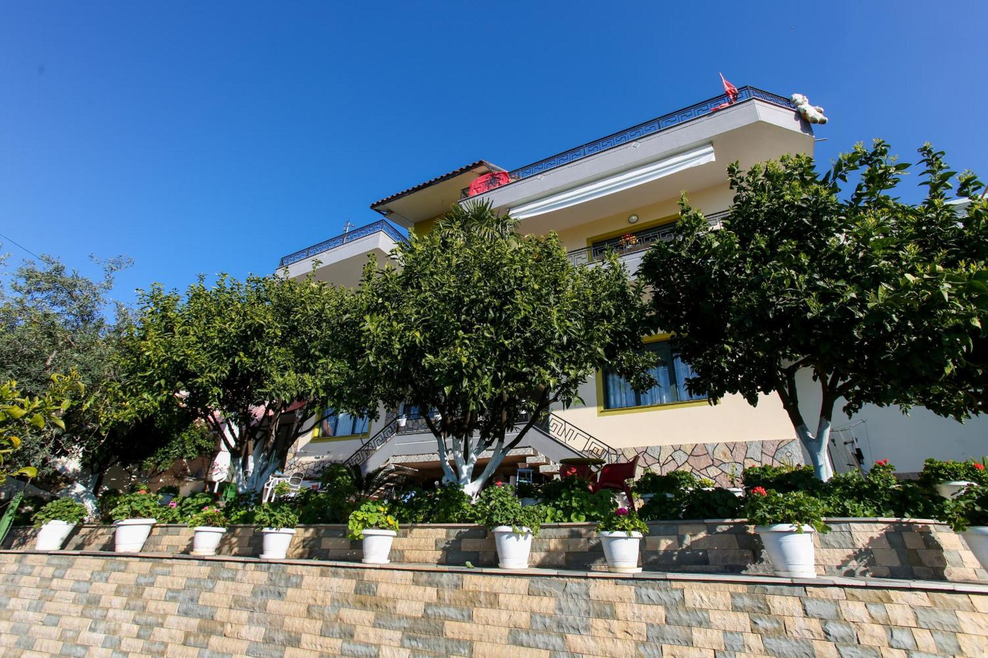 Villa Meminaj Vlore Exterior photo